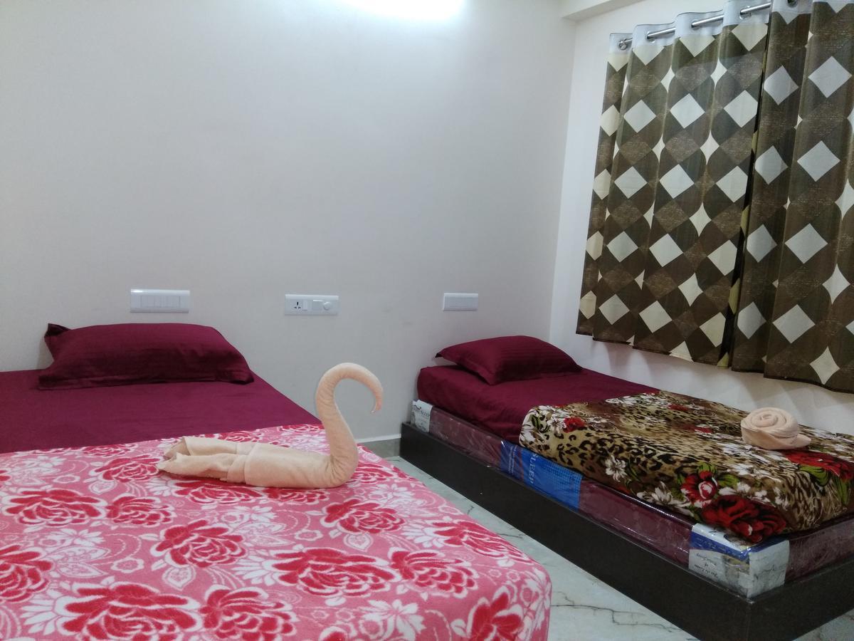 Krish Rooms And Stay Madras Buitenkant foto
