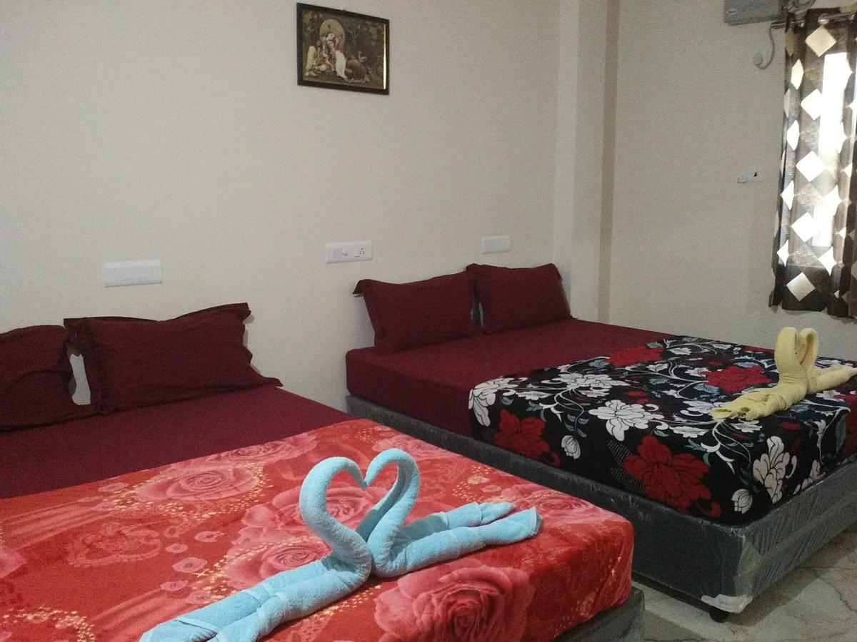 Krish Rooms And Stay Madras Buitenkant foto